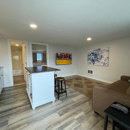 Holiday Motel Westport Luaran gambar